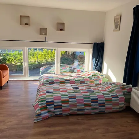 The 8th Appartement *