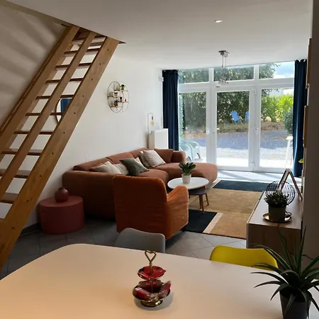 Apartment The 8th *